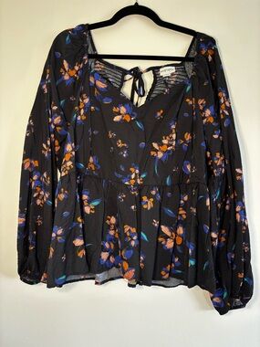 Ava & Viv Black Floral Smocked Tie-Back Peplum Blouse